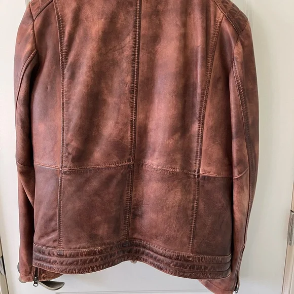 Men's Distressed Leather Jacket - Picture 2 of 13